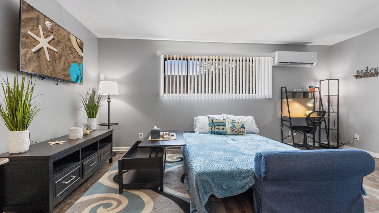 Photo of Bedroom in Aurora