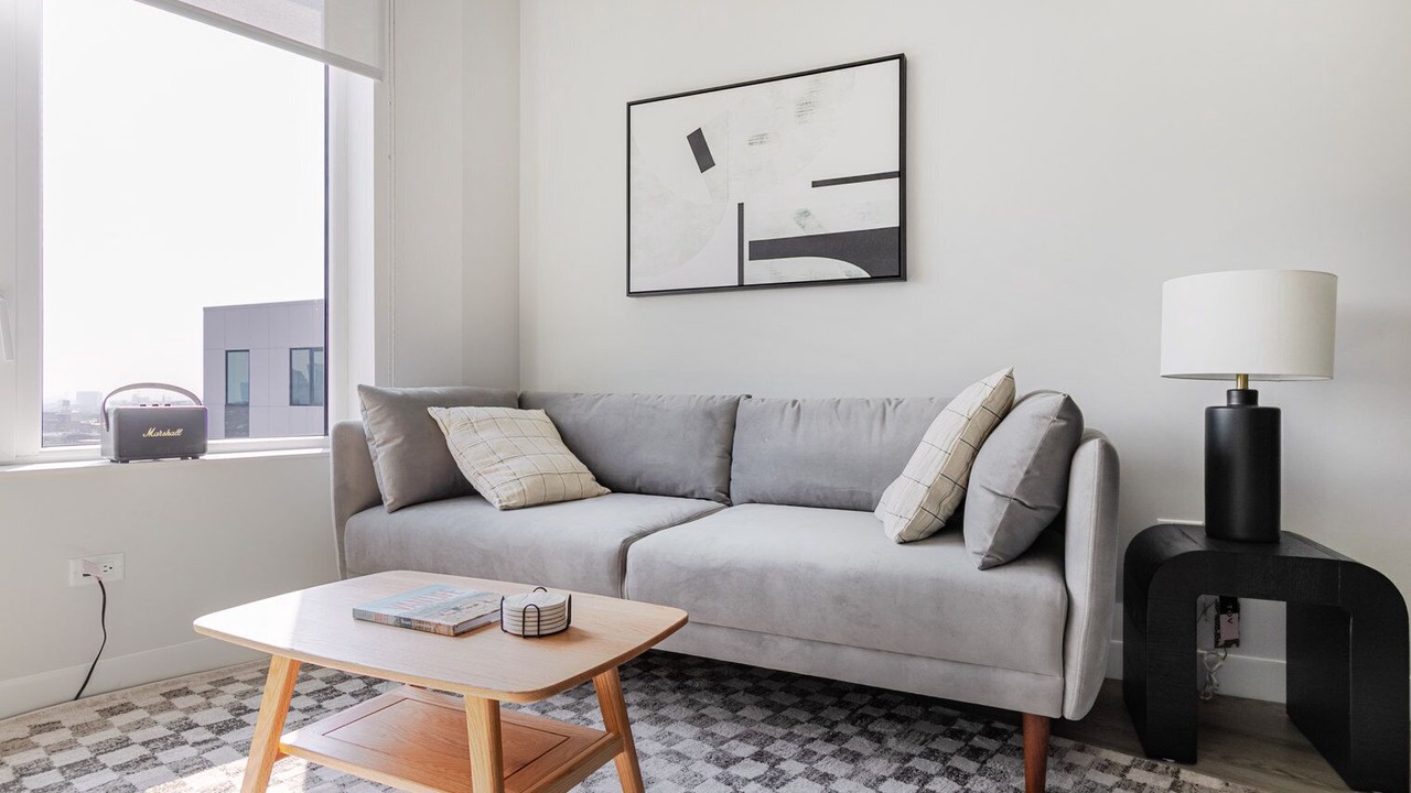 Photo of Livingroom in West Town