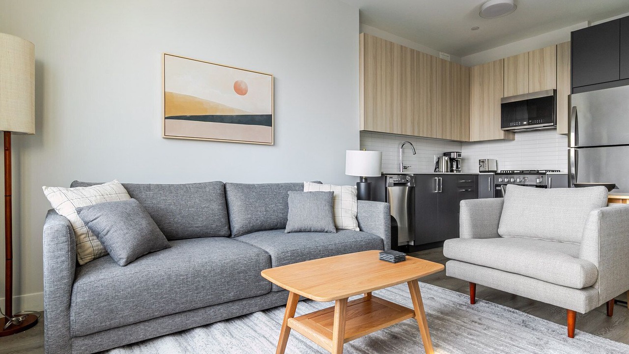 Photo of Livingroom in West Town