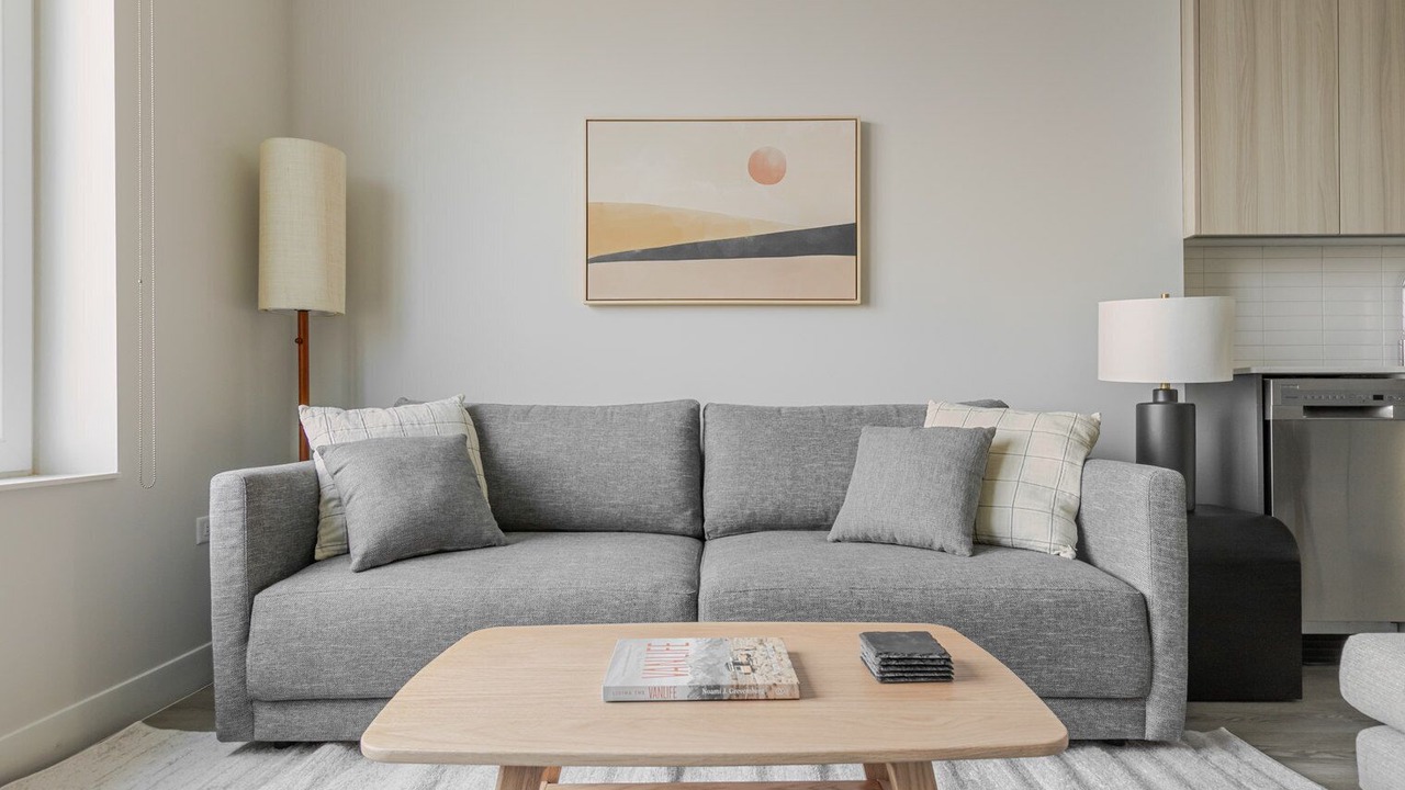 Photo of Livingroom in West Town