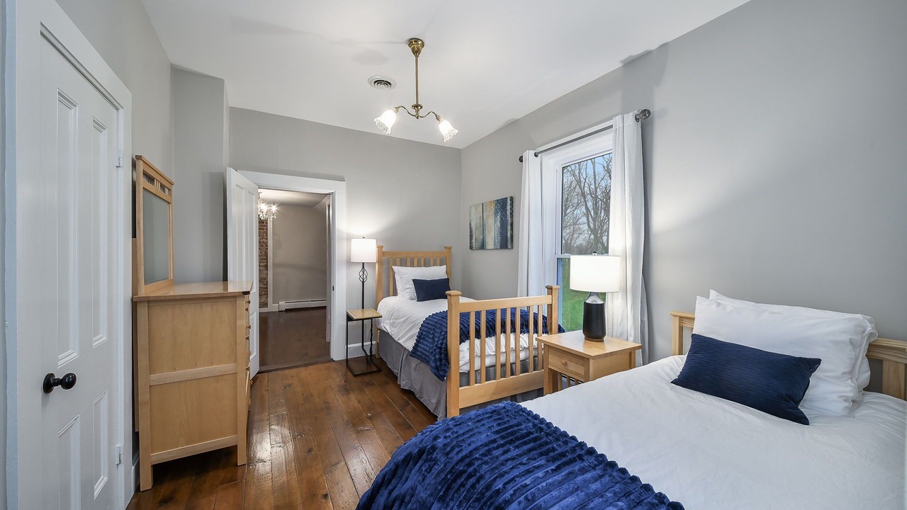 Photo of Bedroom in Oswego