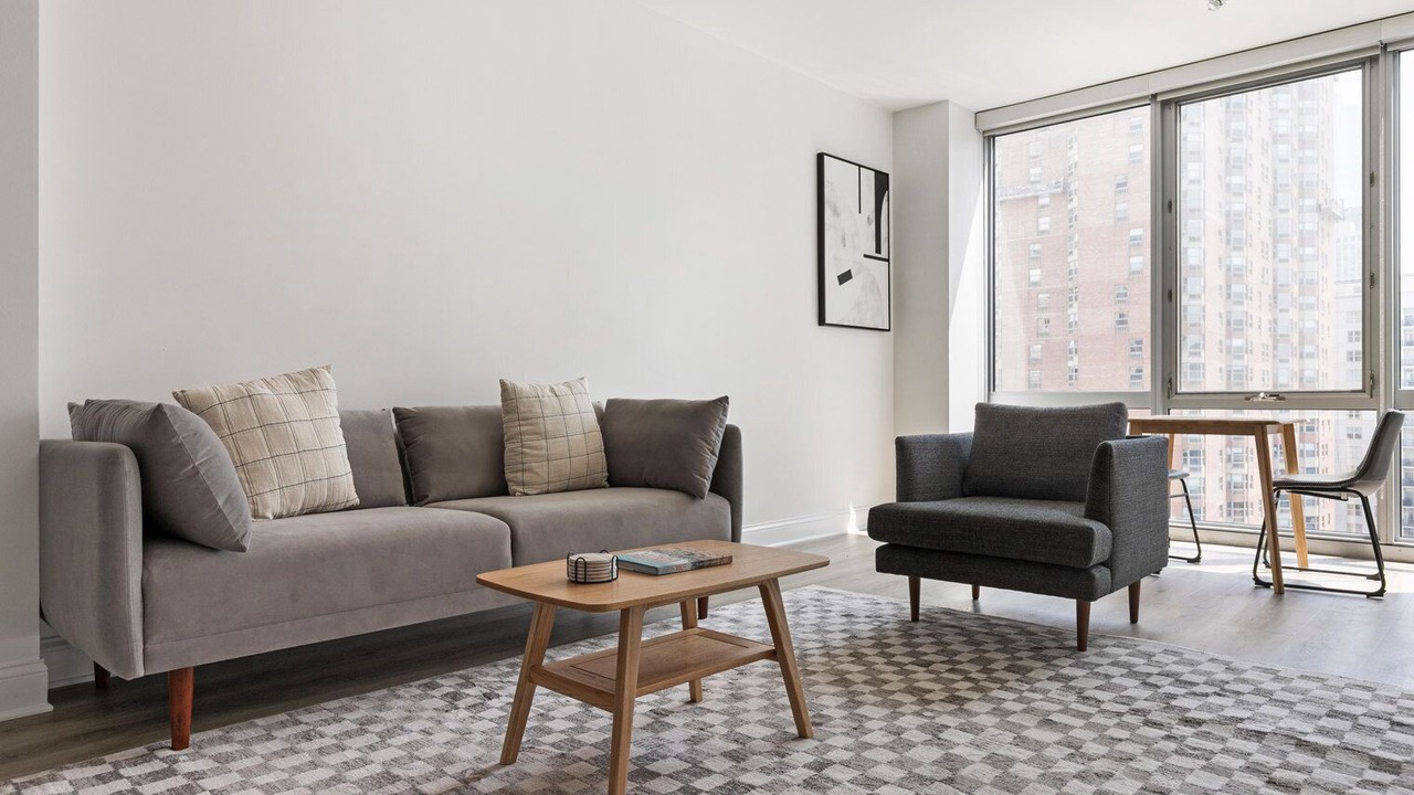Photo of Livingroom in Rush and Division
