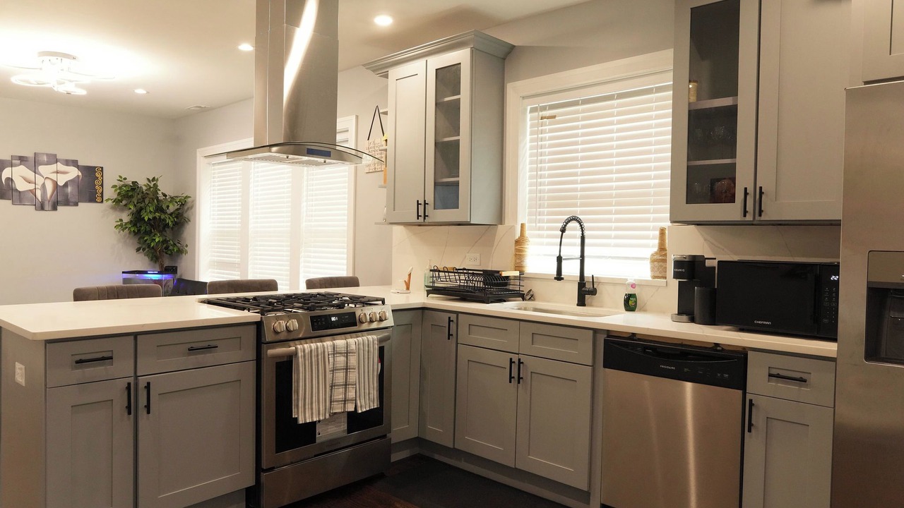 Photo of Kitchen in Greater Grand Crossing