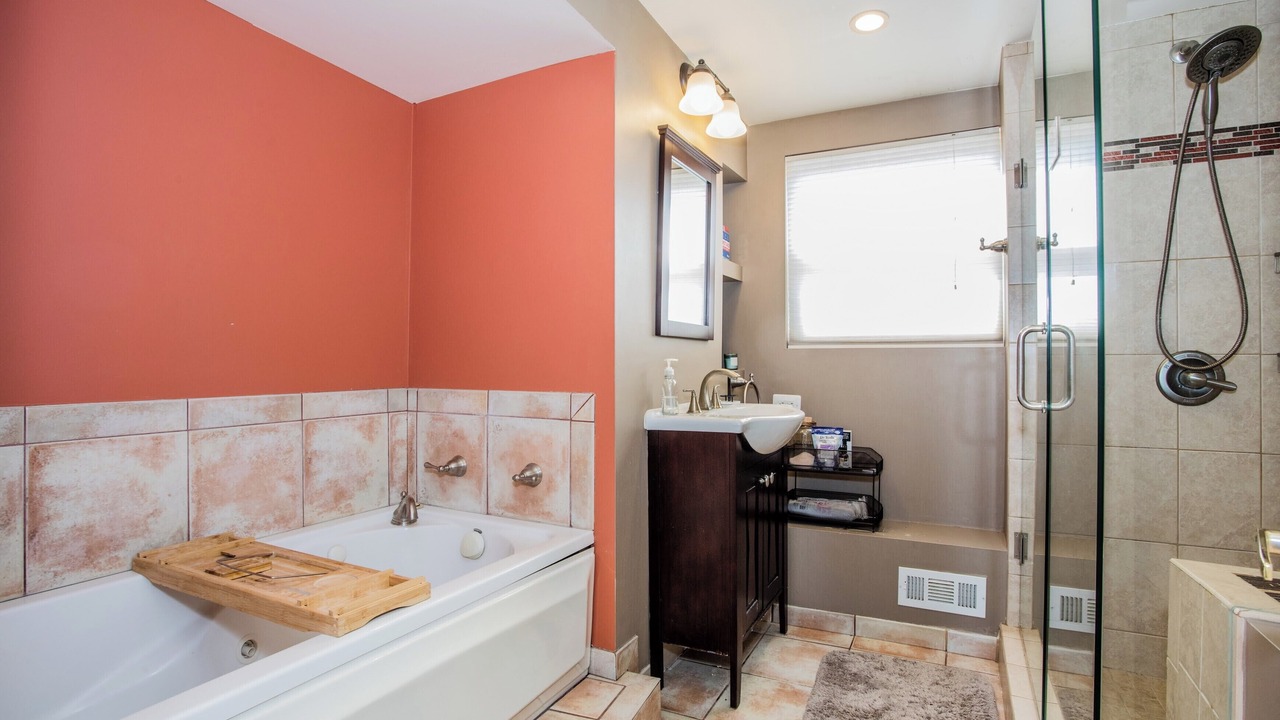 Photo of Bathroom in Dunning