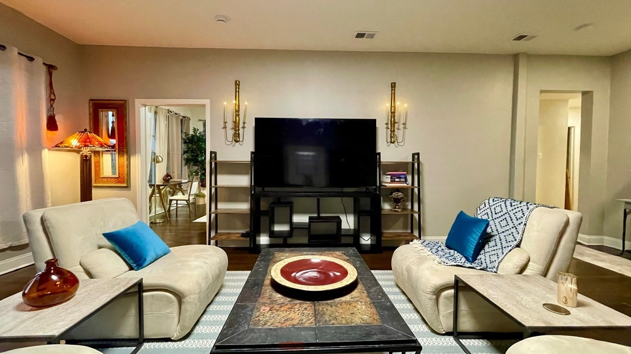 Photo of Livingroom in Hyde Park