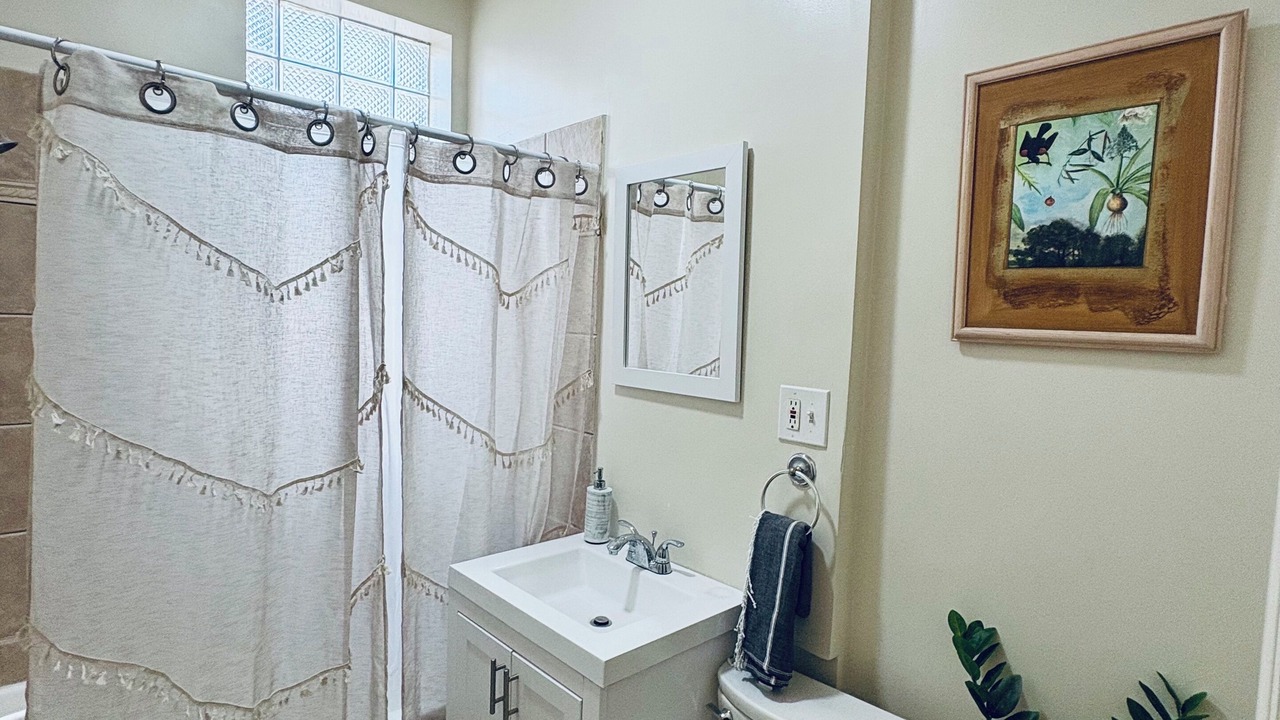 Photo of Bathroom in Hyde Park