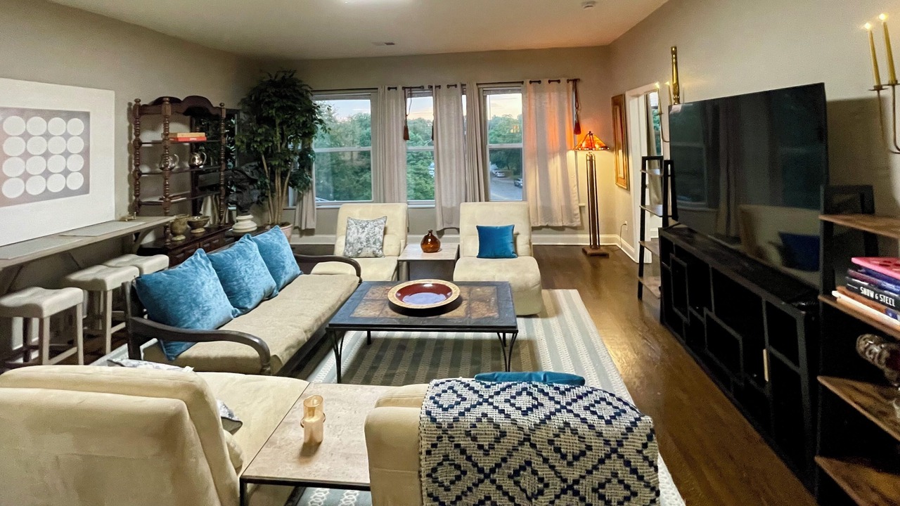 Photo of Livingroom in Hyde Park