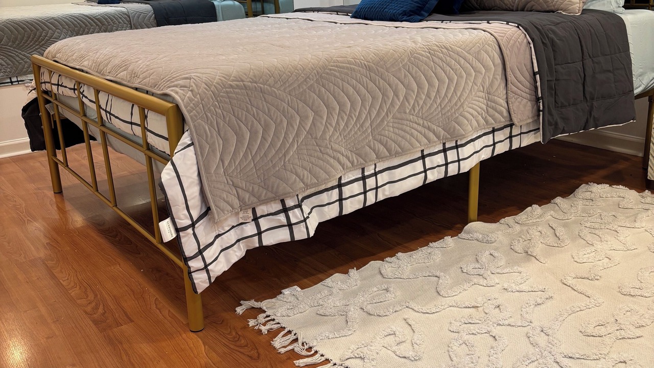 Photo of Bedroom in Aurora