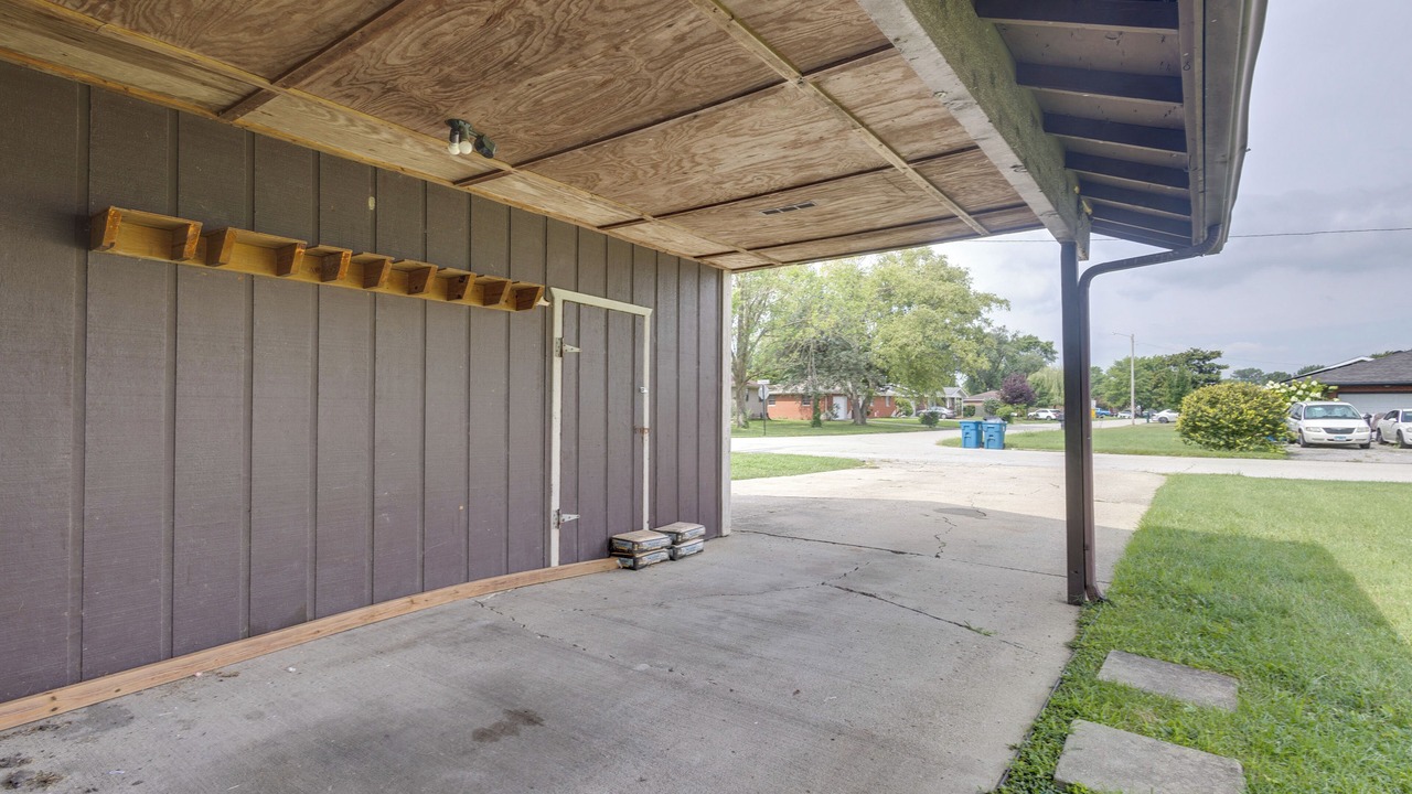 Photo of Outdoor in Pontoon Beach