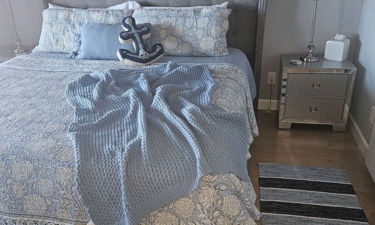 Photo of Bedroom in Port Byron