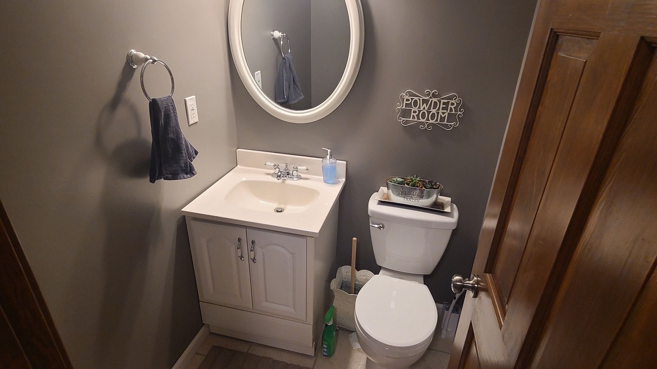 Photo of Bathroom in Carterville