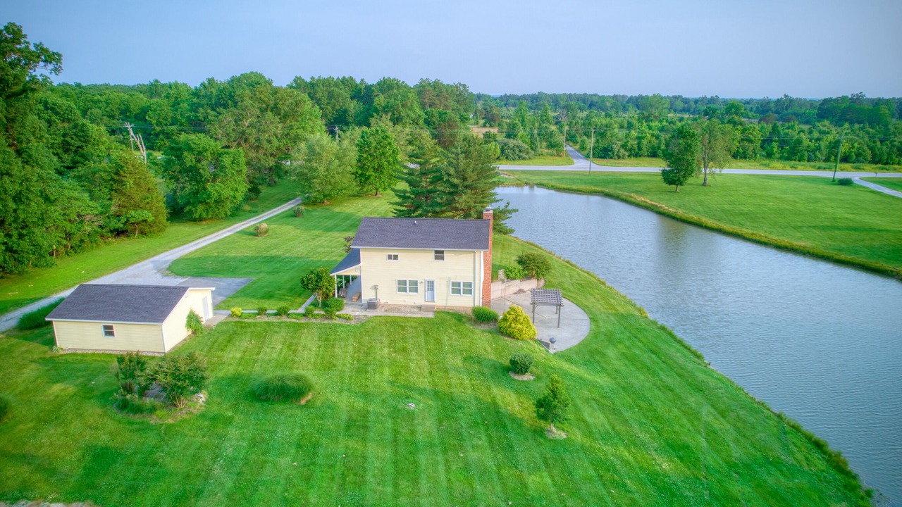 Photo of Outdoor in Carterville