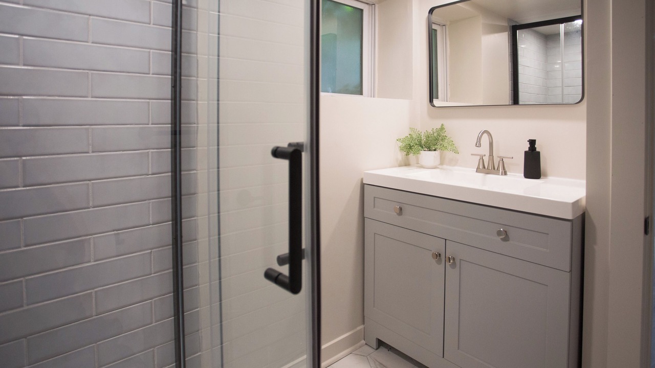 Photo of Bathroom in Avondale