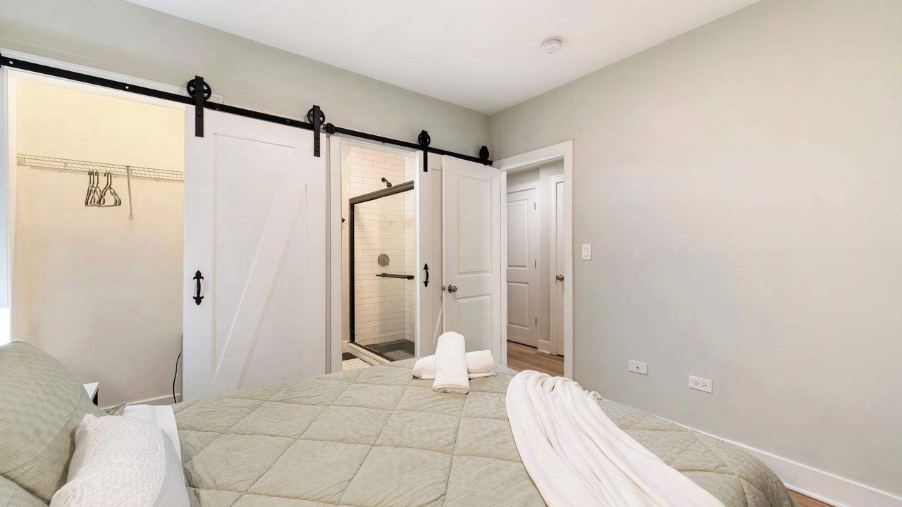 Photo of Bedroom in Heart of Chicago