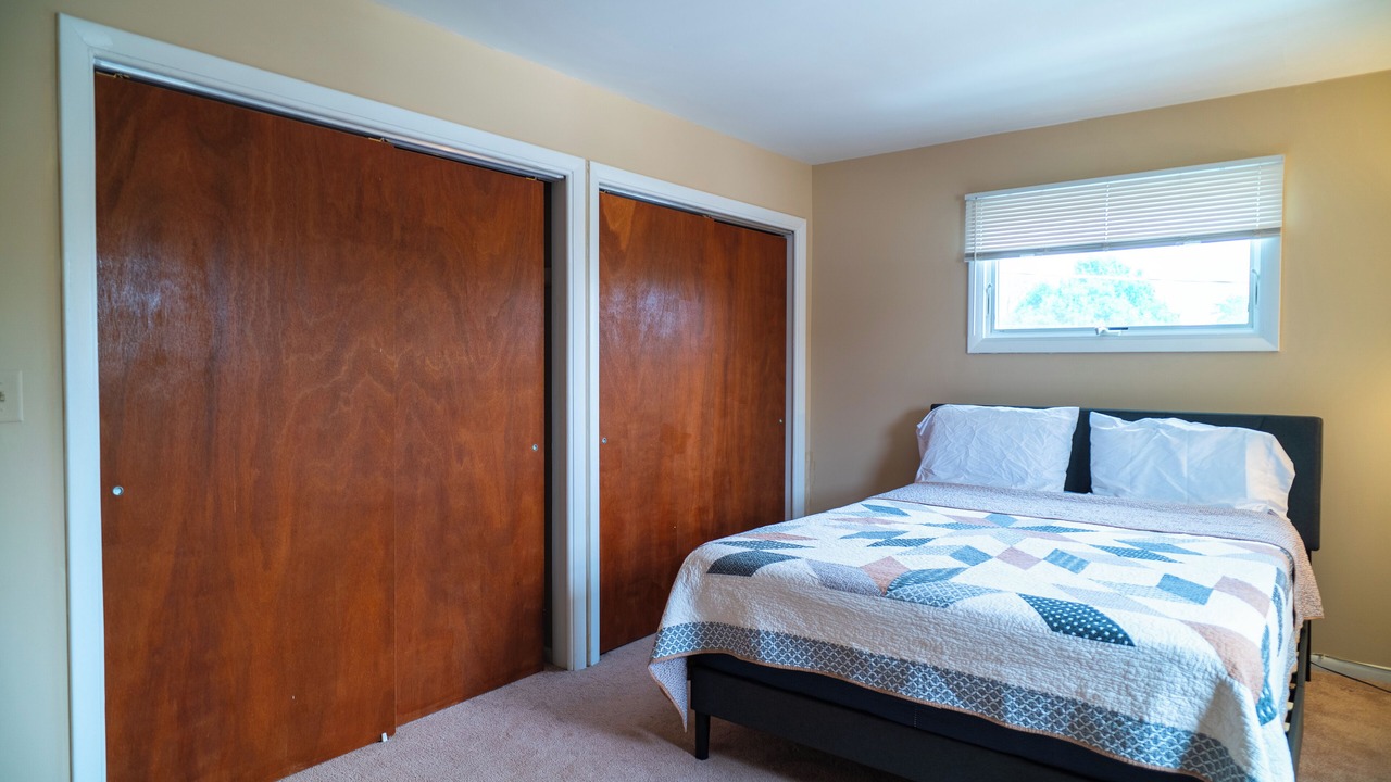 Photo of Bedroom in Mundelein
