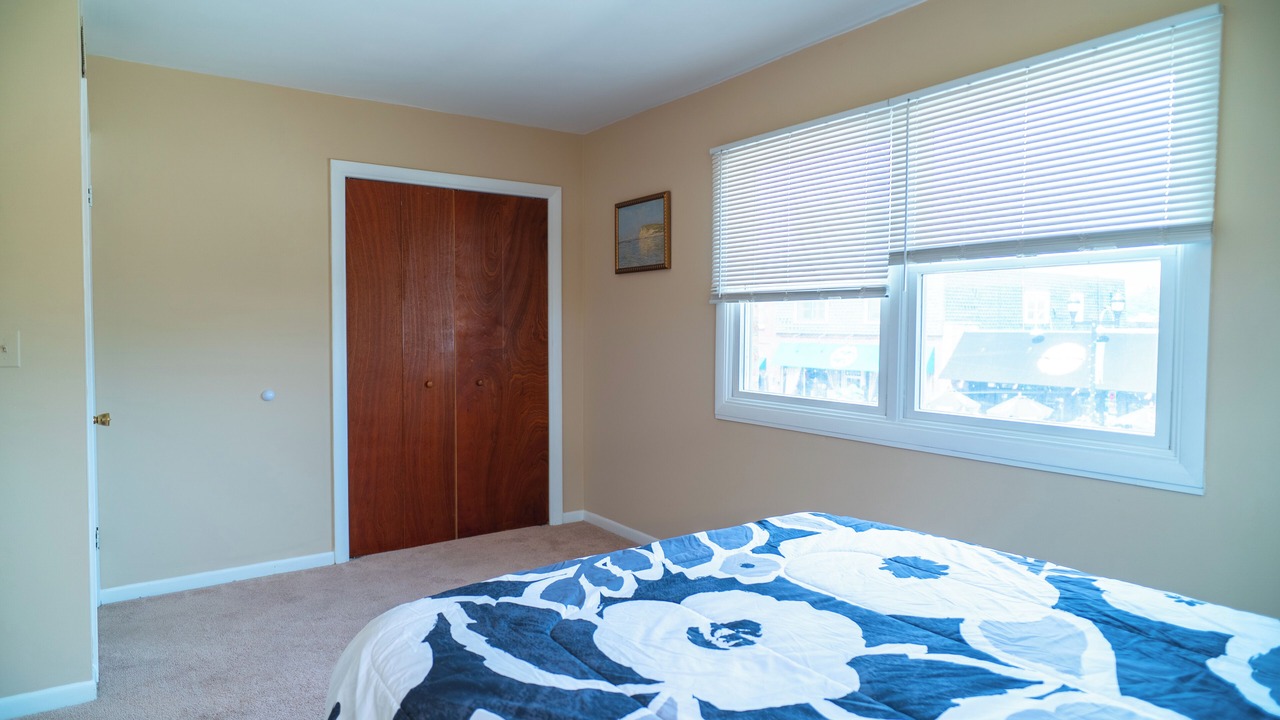 Photo of Bedroom in Mundelein