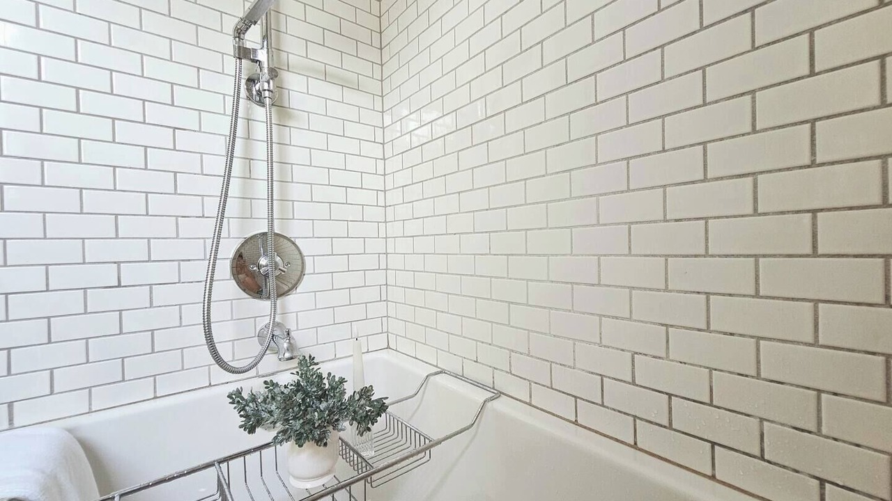 Photo of Bathroom in Highwood
