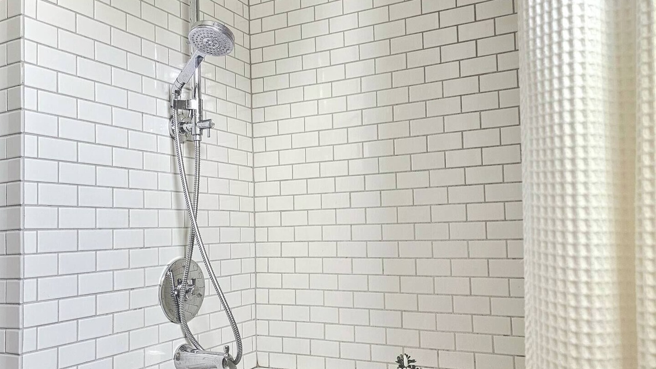 Photo of Bathroom in Highwood