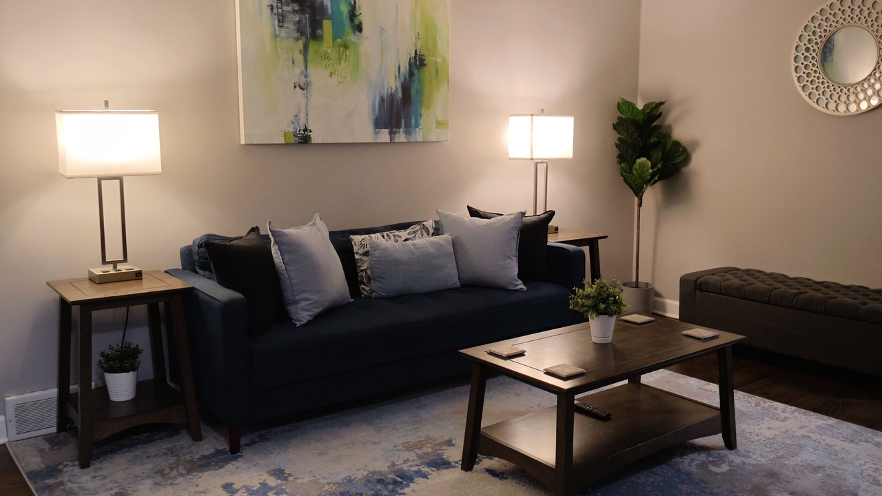 Photo of Livingroom in West Lawn