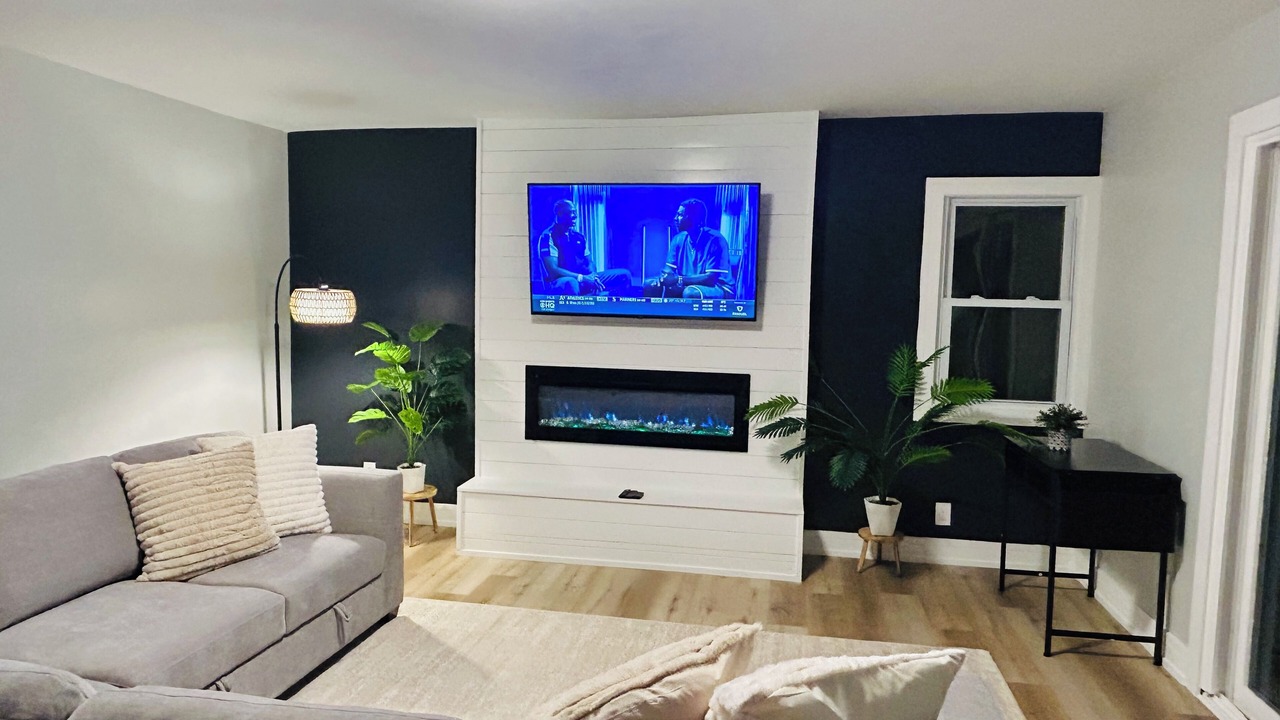 Photo of Livingroom in Burbank