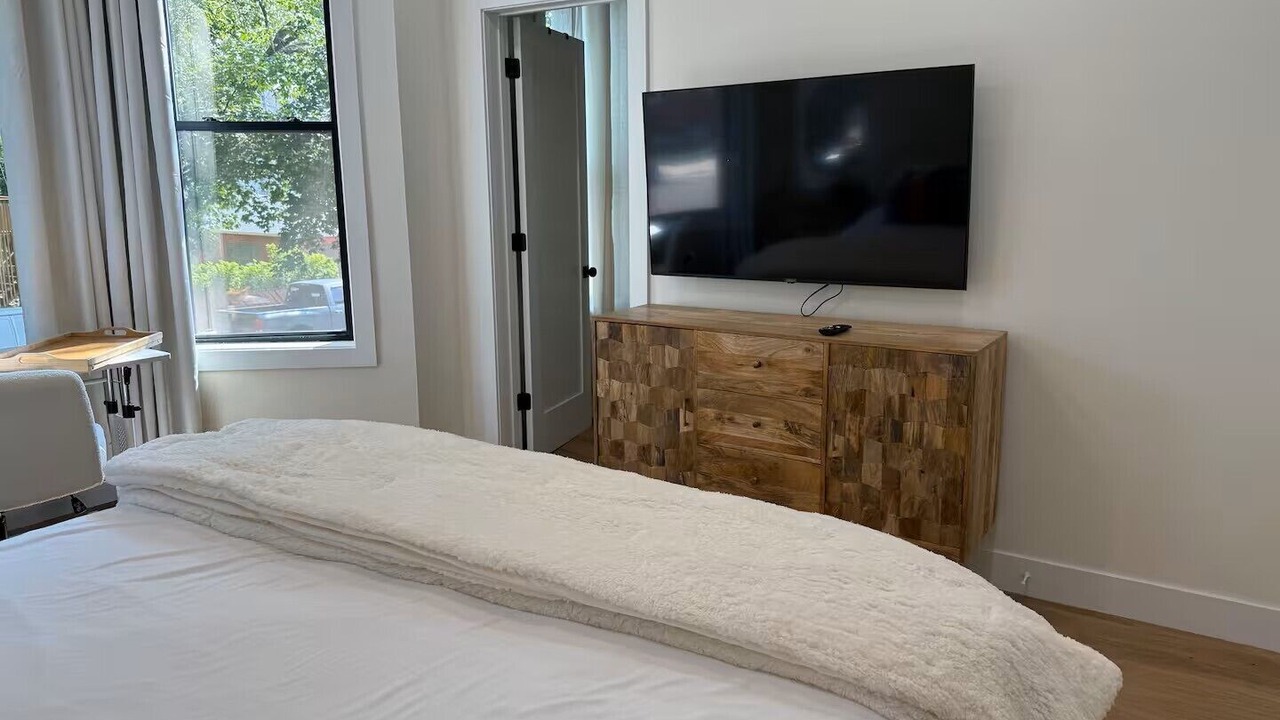 Photo of Bedroom in Avondale