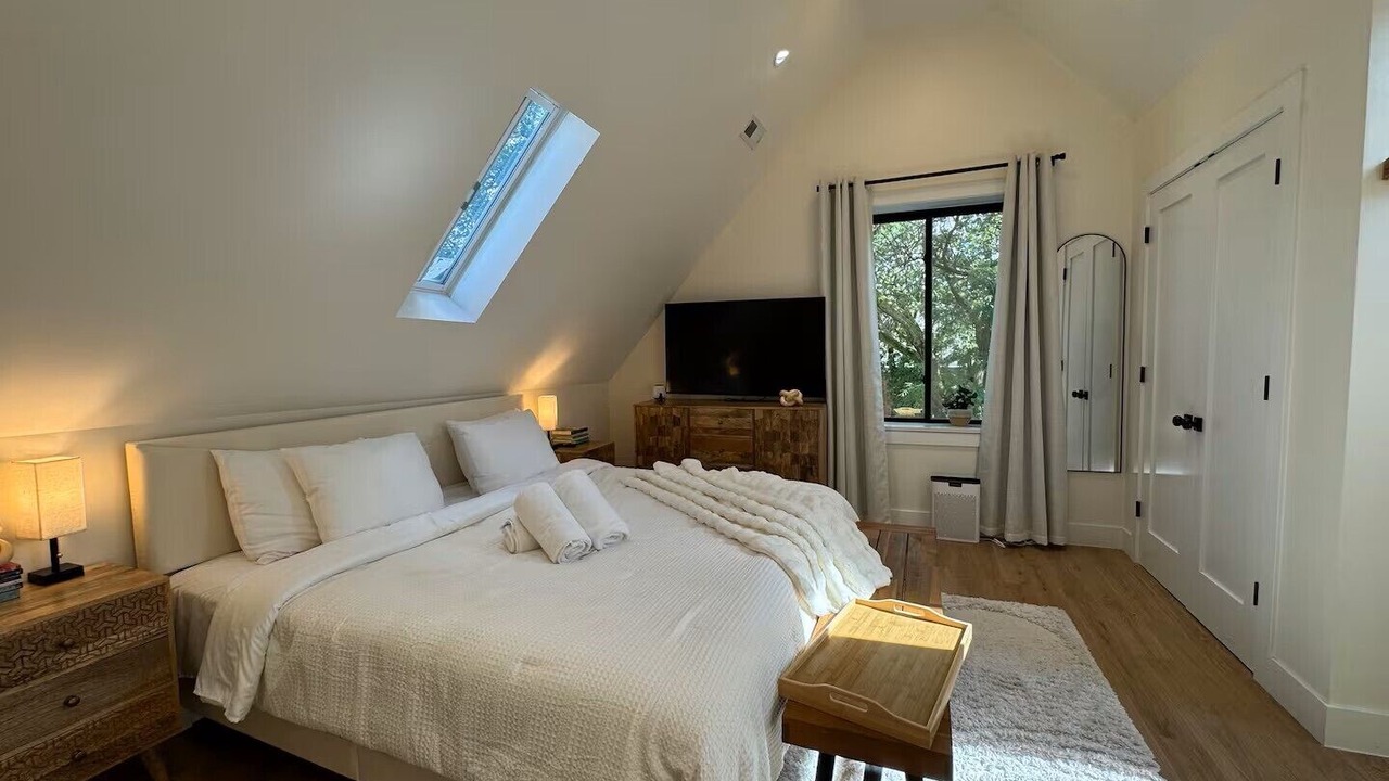 Photo of Bedroom in Avondale