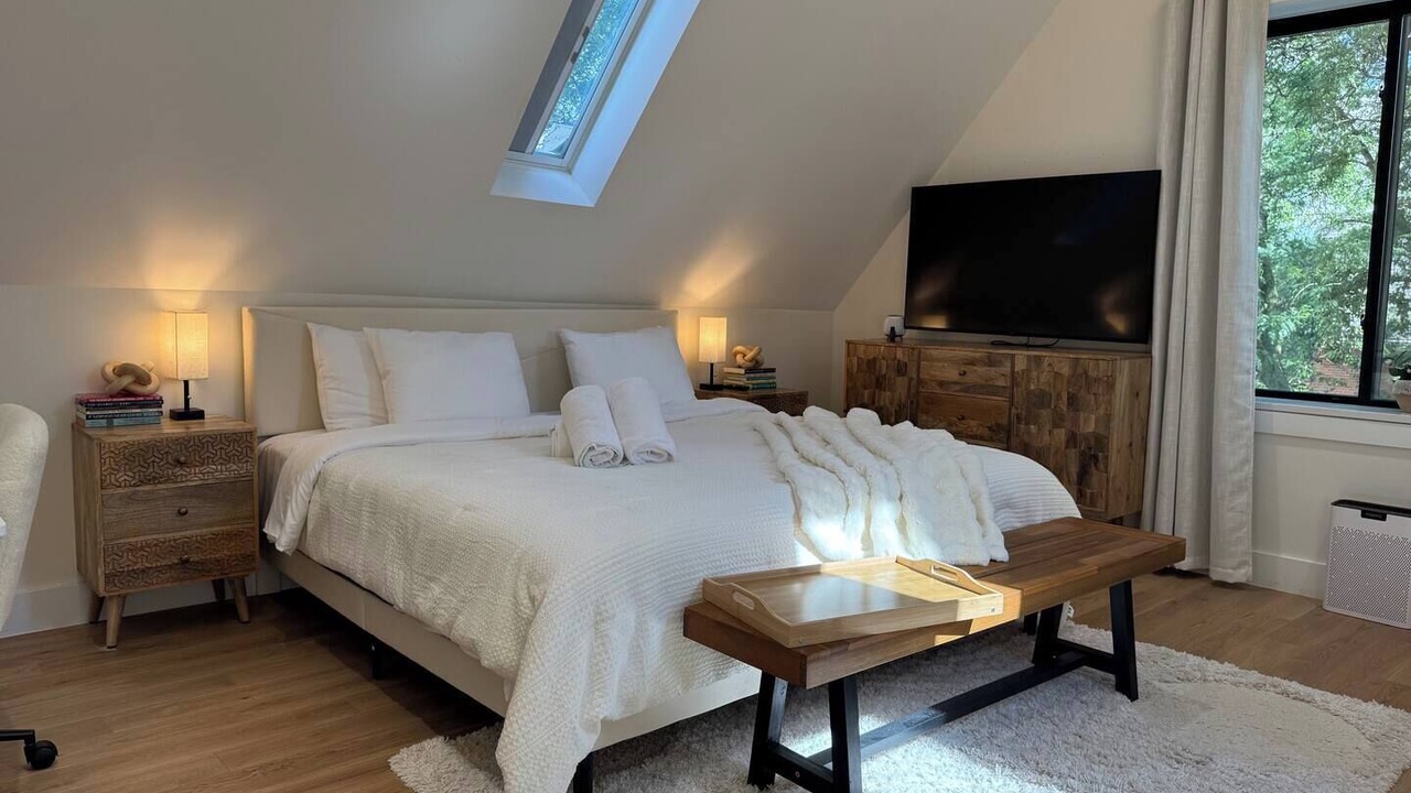 Photo of Bedroom in Avondale