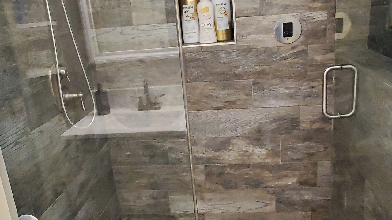 Photo of Bathroom in Fox Valley