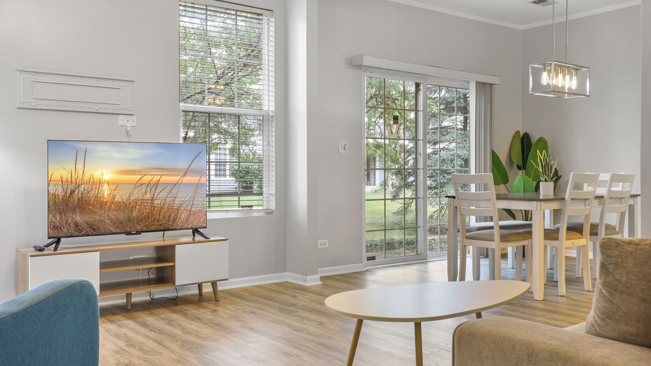 Photo of Livingroom in Naperville