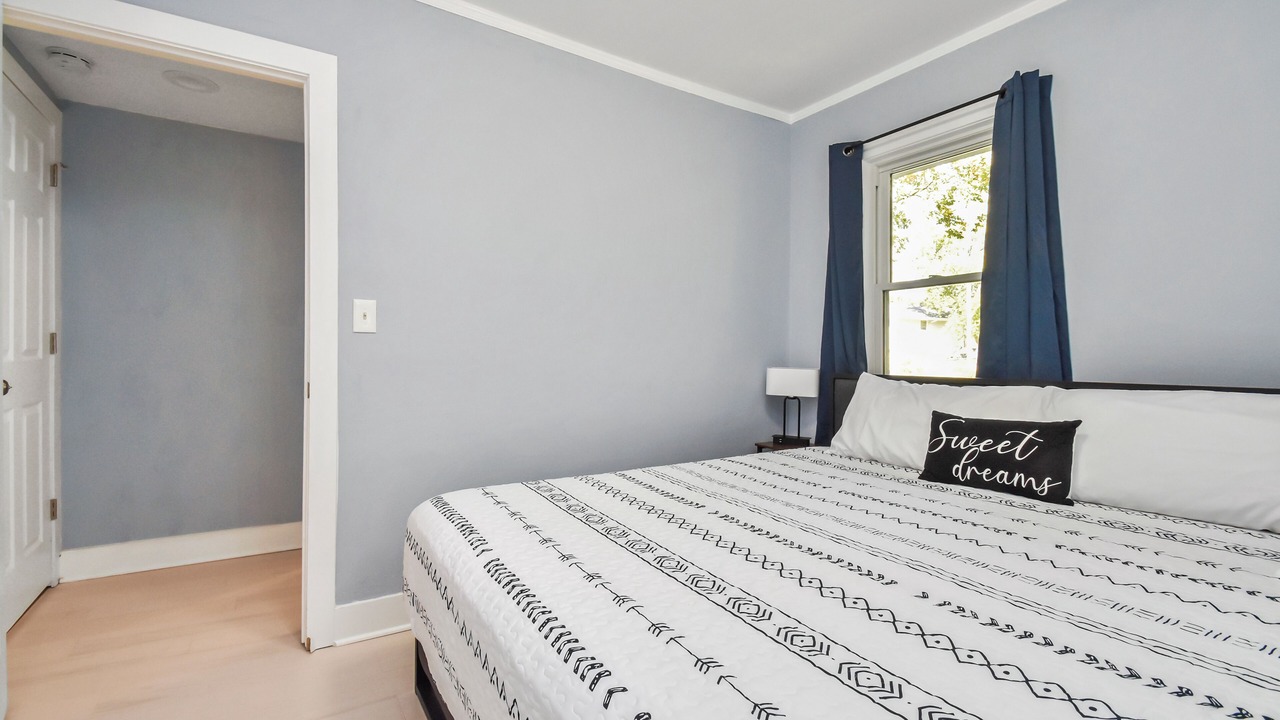 Photo of Bedroom in Peoria Heights