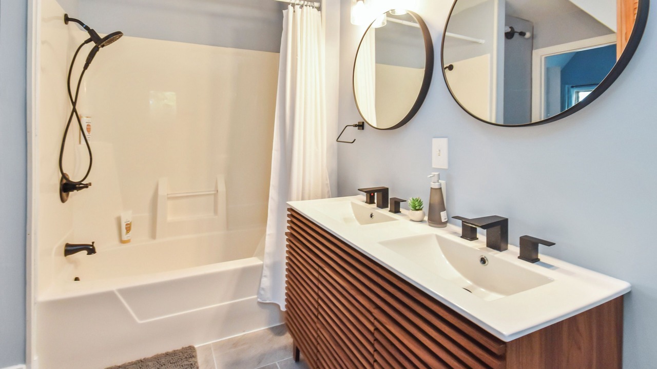 Photo of Bathroom in Peoria Heights