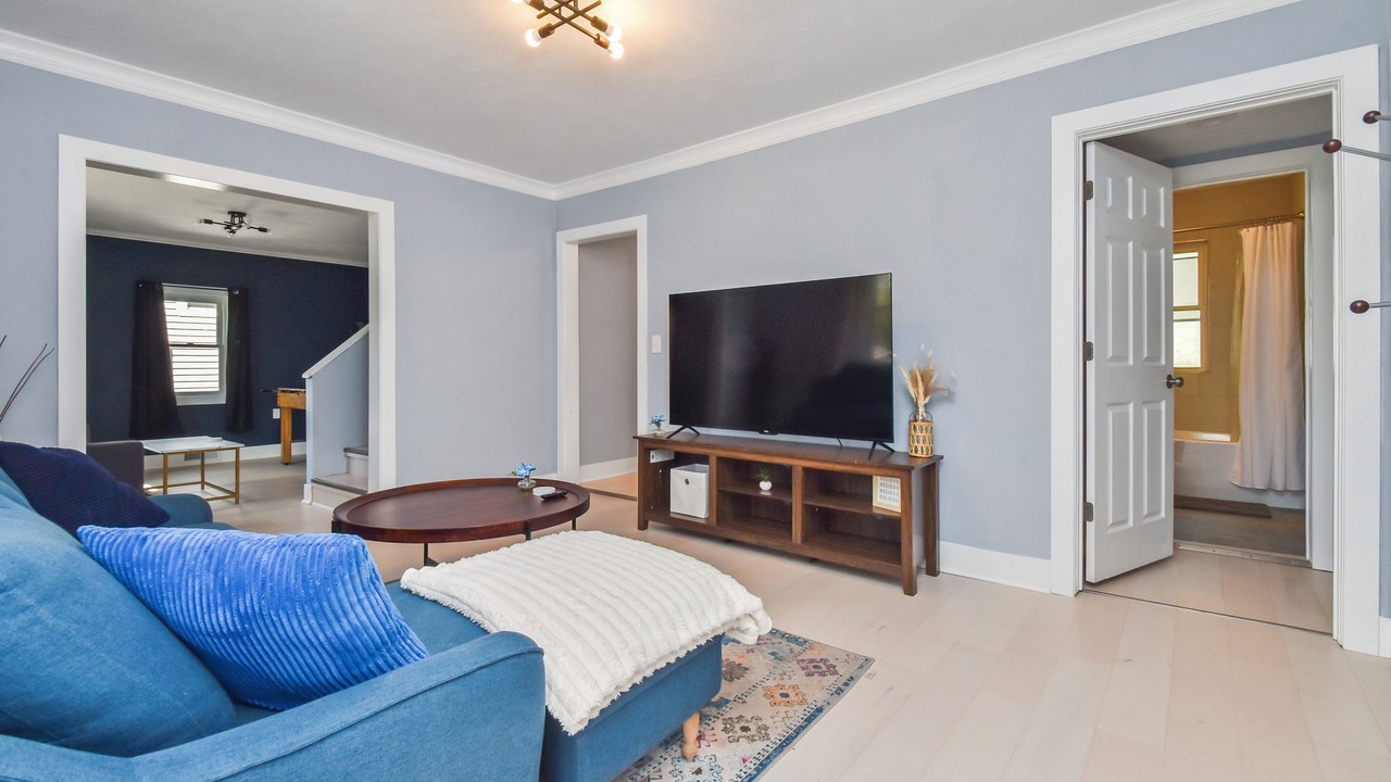 Photo of Livingroom in Peoria Heights
