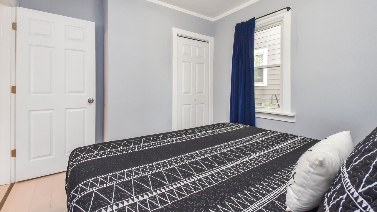 Photo of Bedroom in Peoria Heights