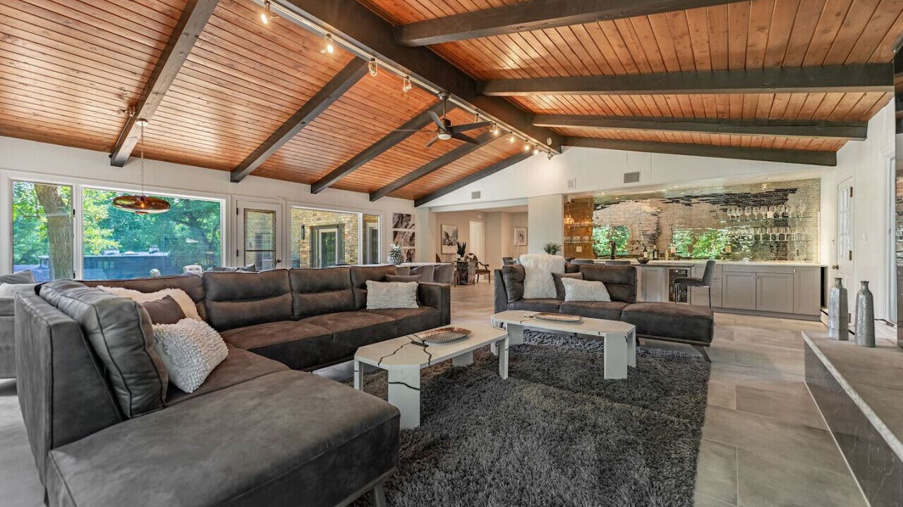 Photo of Livingroom in Rockford