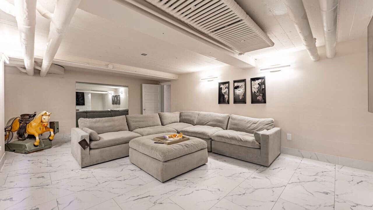 Photo of Livingroom in Rockford