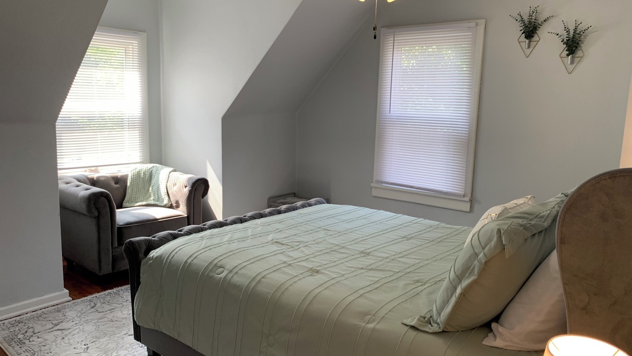 Photo of Bedroom in Mount Vernon
