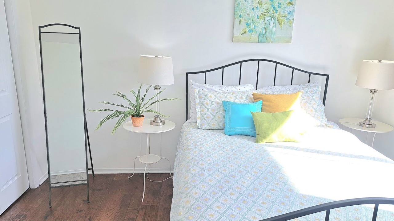 Photo of Bedroom in Roselle