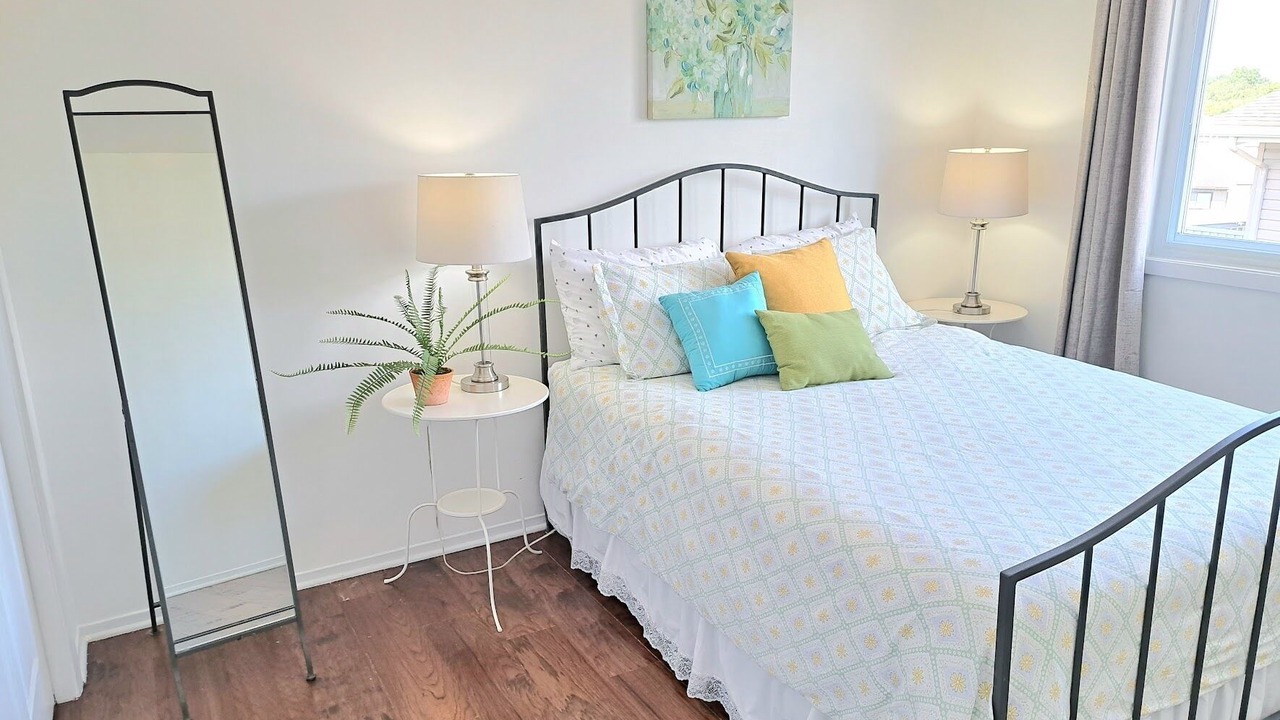 Photo of Bedroom in Roselle