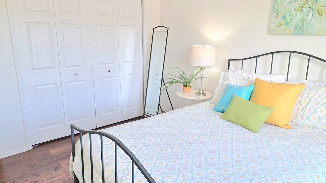 Photo of Bedroom in Roselle