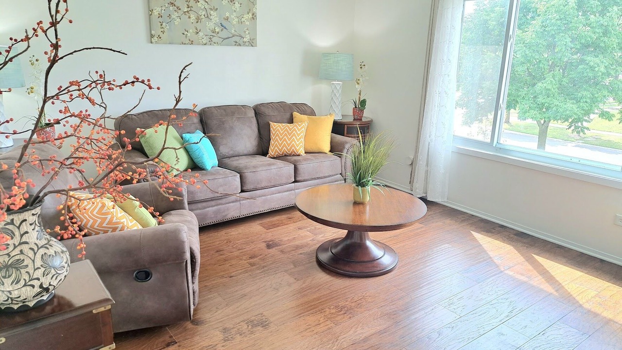 Photo of Livingroom in Roselle