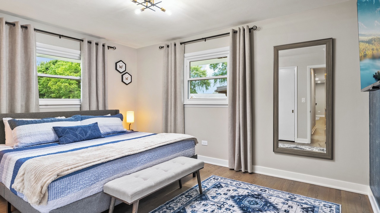 Photo of Bedroom in Waukegan