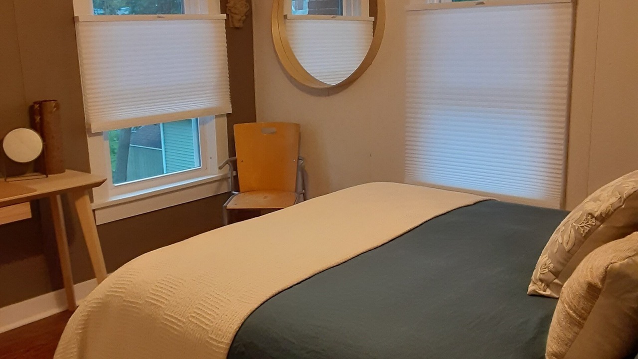 Photo of Bedroom in Harvard