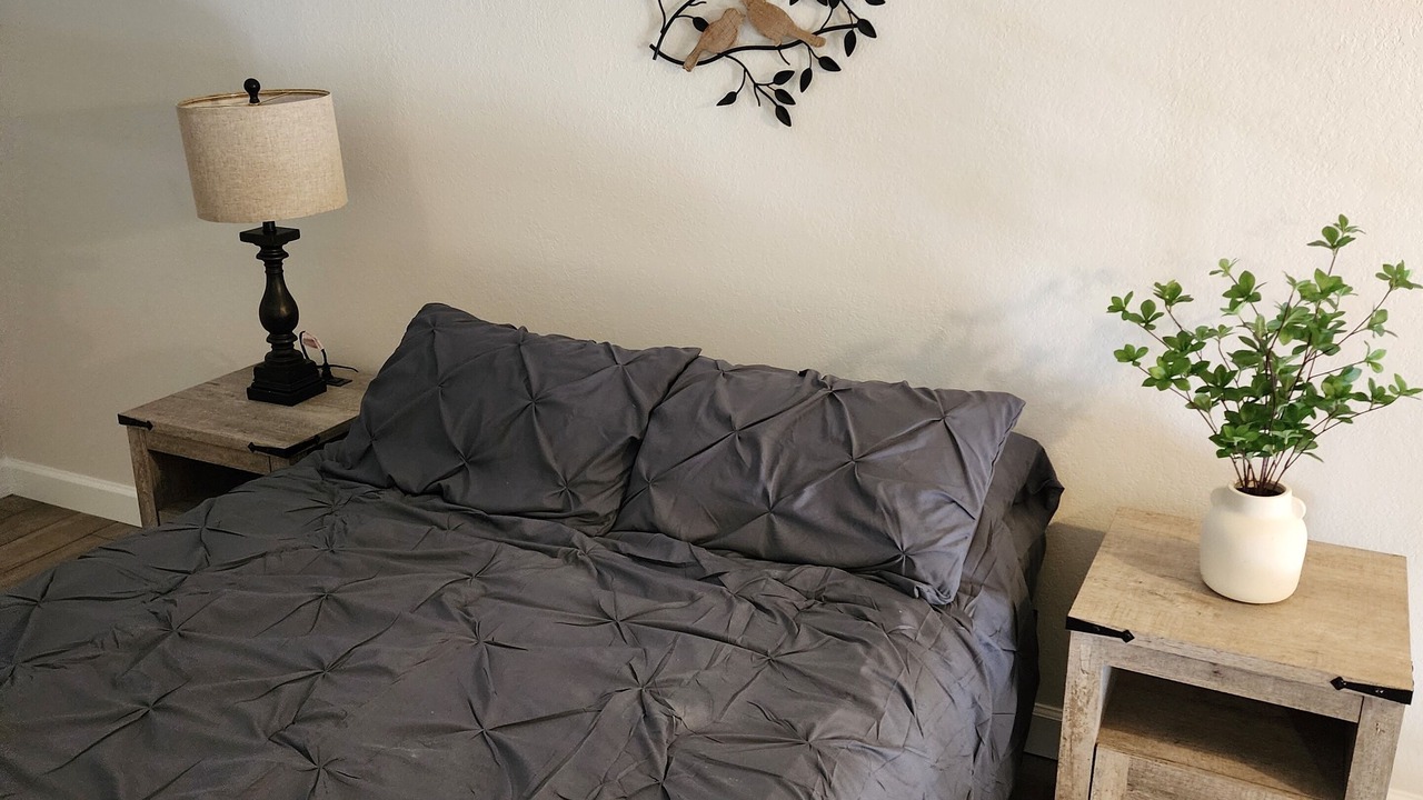 Photo of Bedroom in Carterville