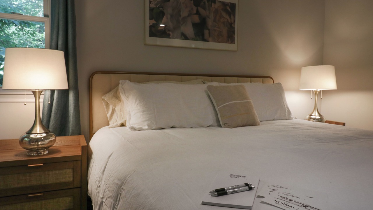Photo of Bedroom in Normal