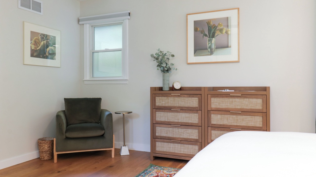 Photo of Bedroom in Normal