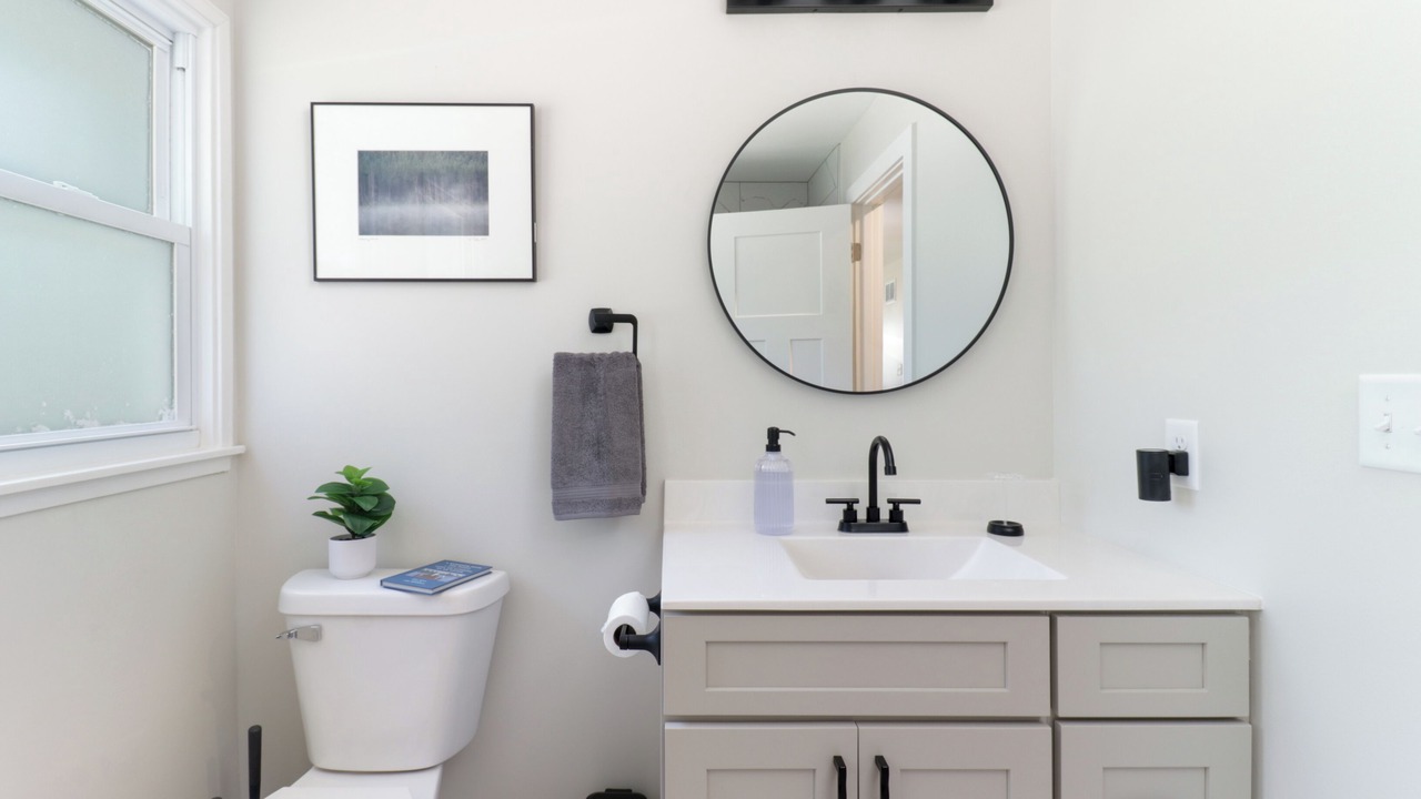 Photo of Bathroom in Normal