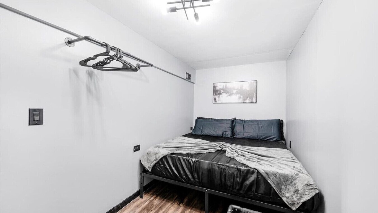 Photo of Bedroom in Little Village