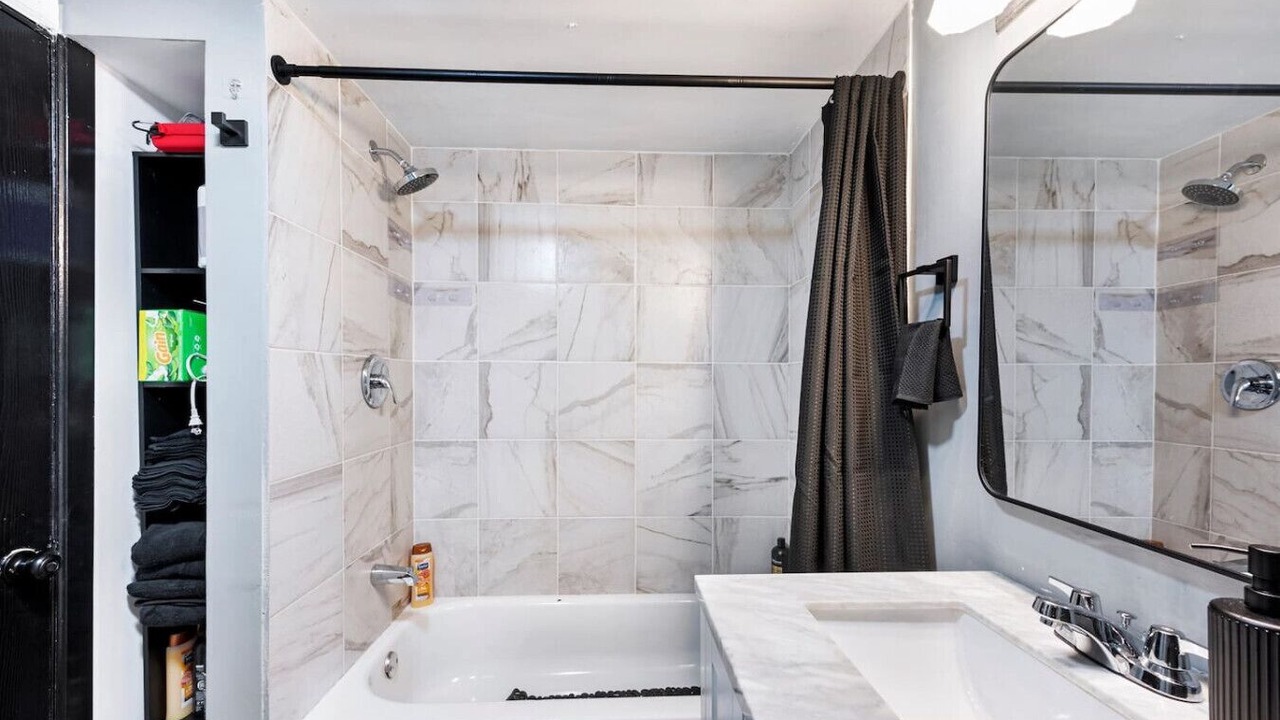 Photo of Bathroom in Little Village