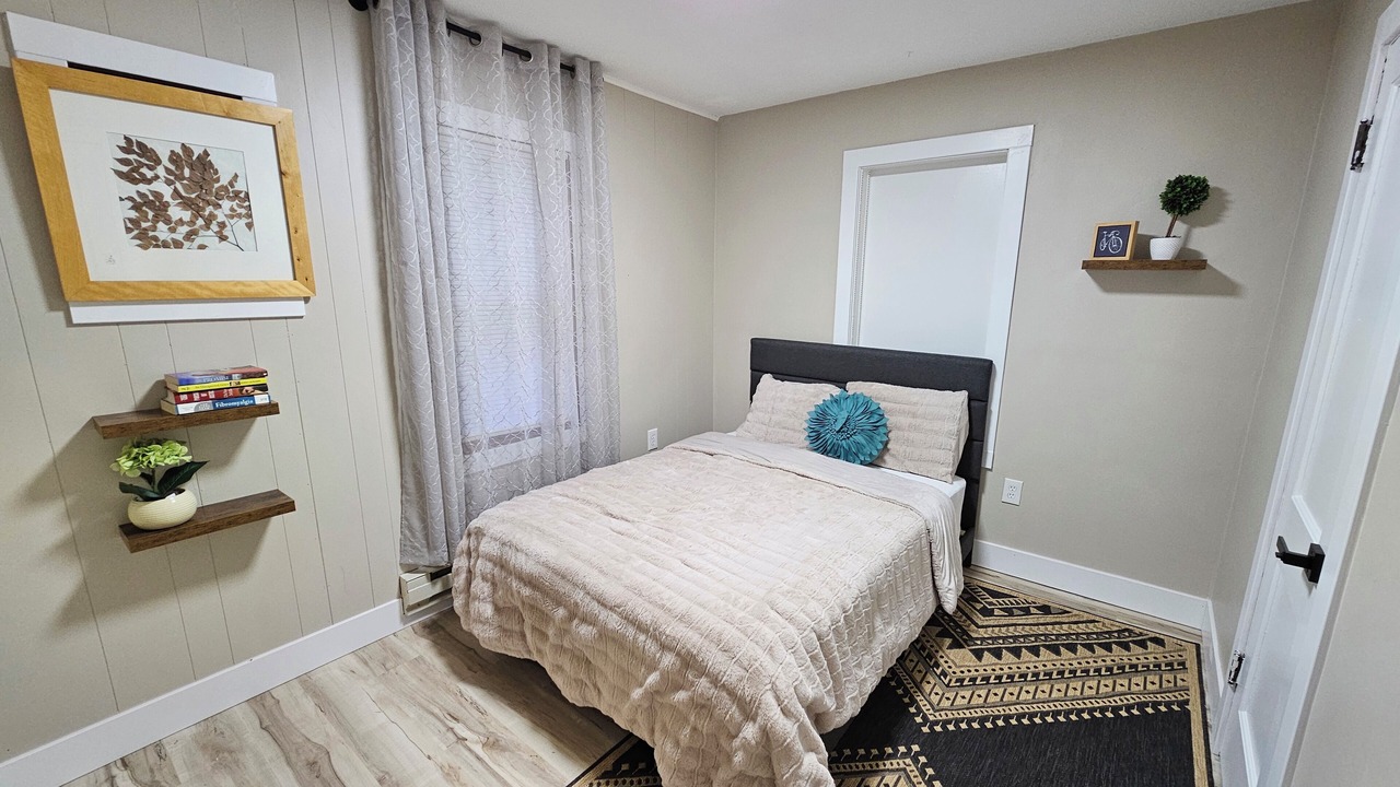 Photo of Bedroom in Charleston