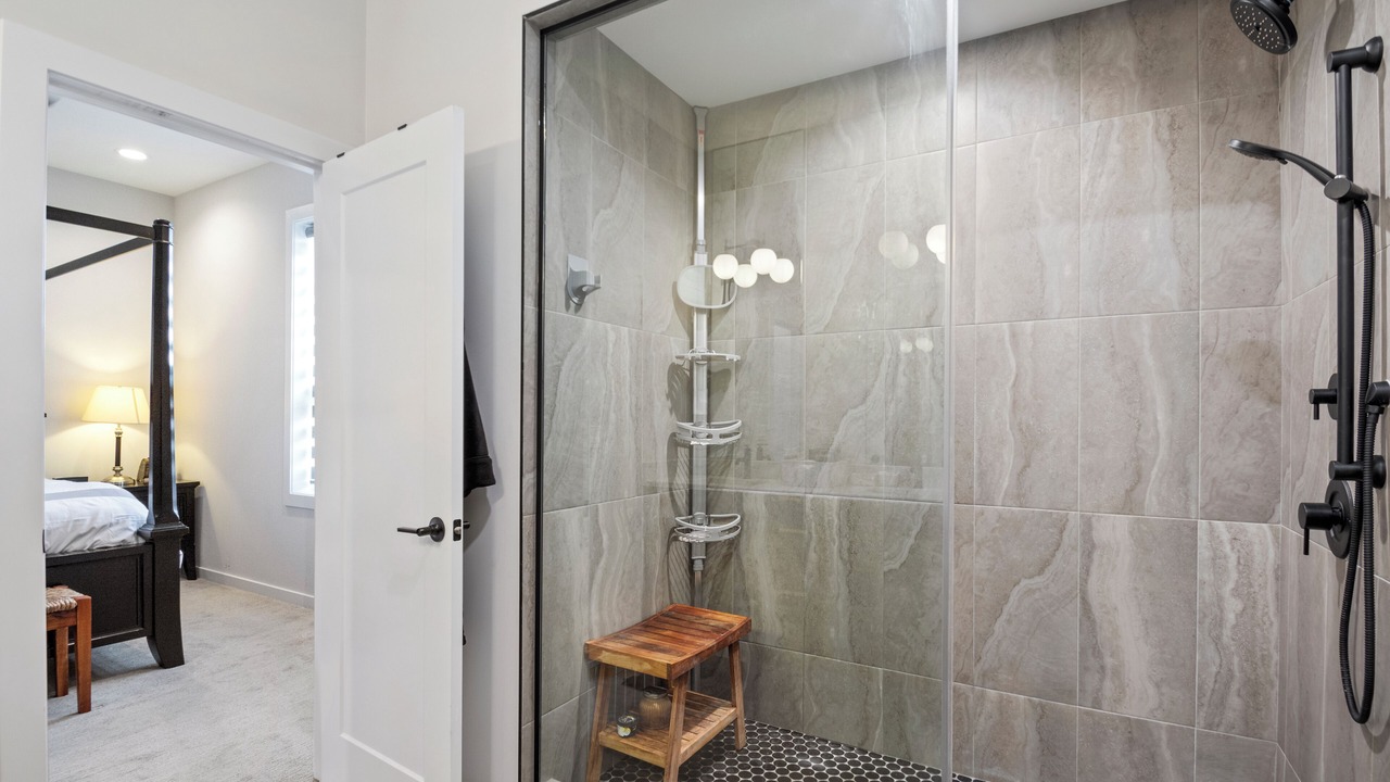 Photo of Bathroom in Grand Boulevard